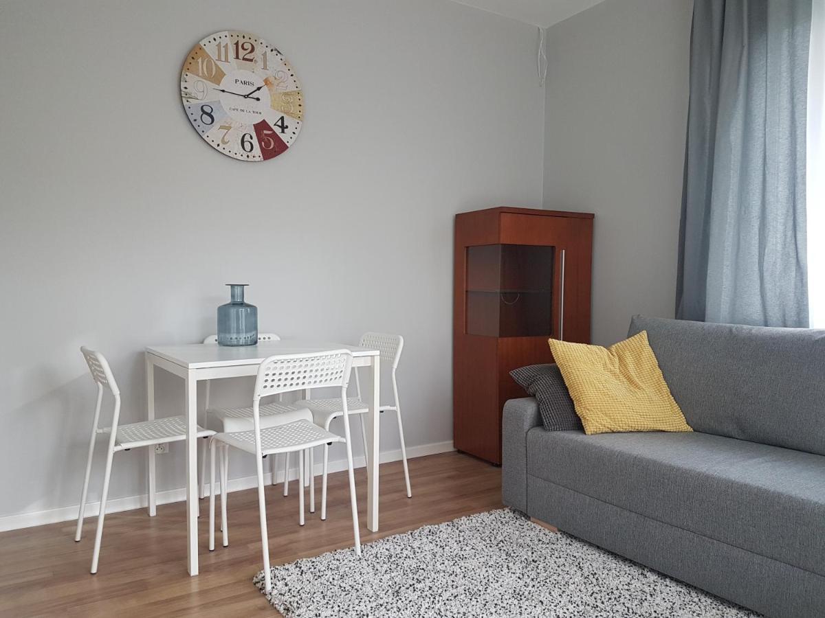 Apartament Jasinskiego Z Ogrodem Piaseczno  Dış mekan fotoğraf