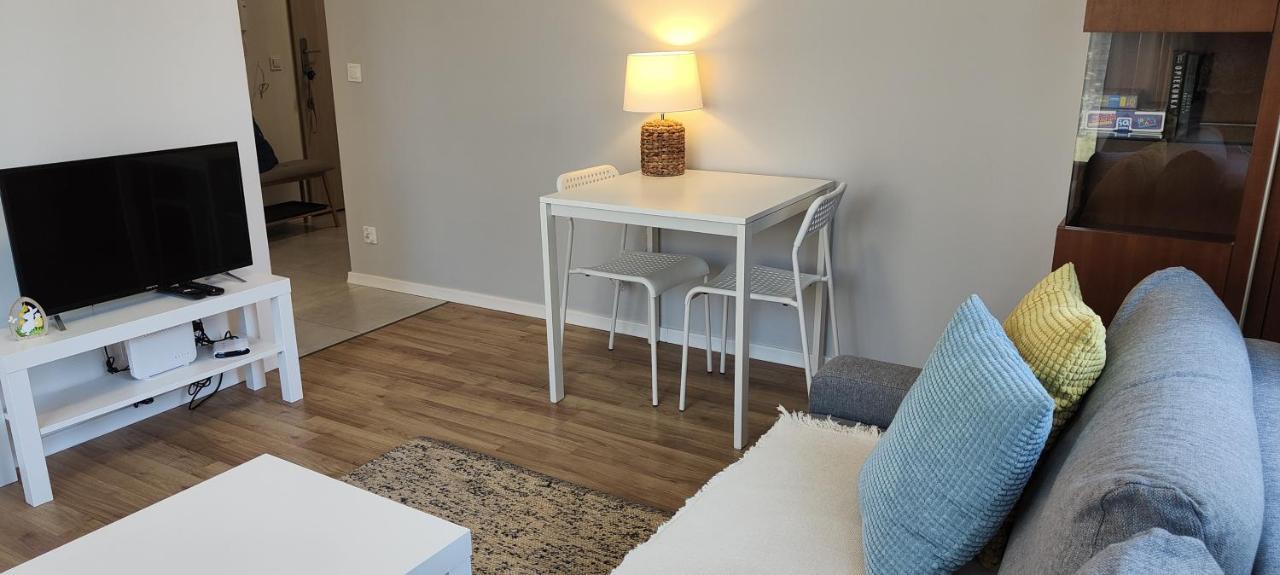 Apartament Jasinskiego Z Ogrodem Piaseczno  Dış mekan fotoğraf